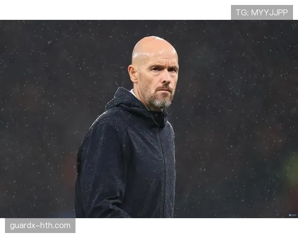 滕哈赫执教生涯全景:战术革新与球队重建的辉煌征程 滕哈赫执教生涯全景:战术革新与球队重建的辉煌征程